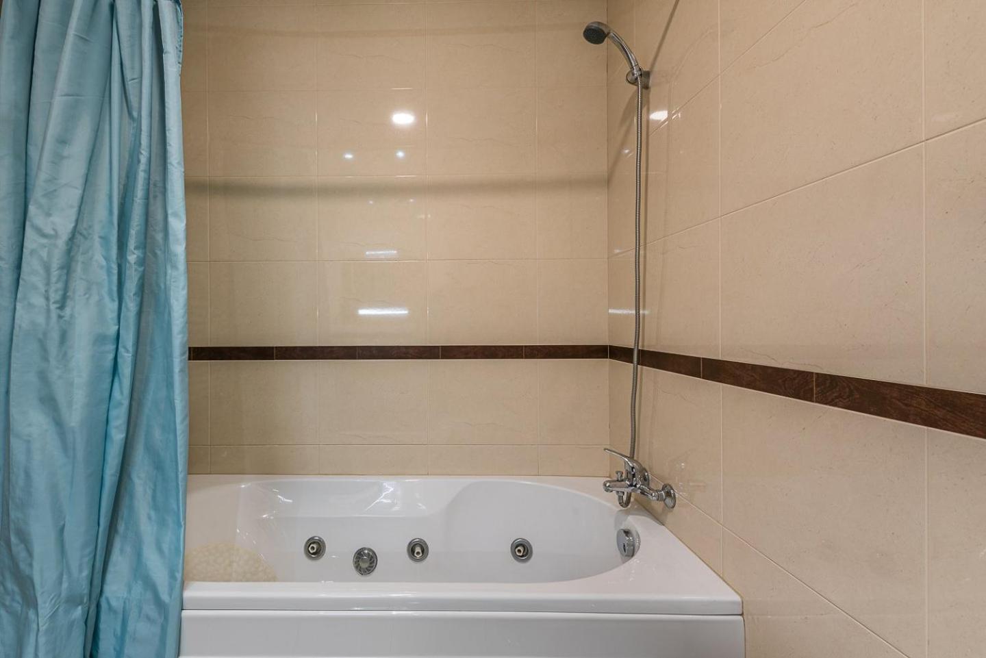 波瓦－迪瓦尔津Guestready - Luxe Living By The Pool公寓 外观 照片